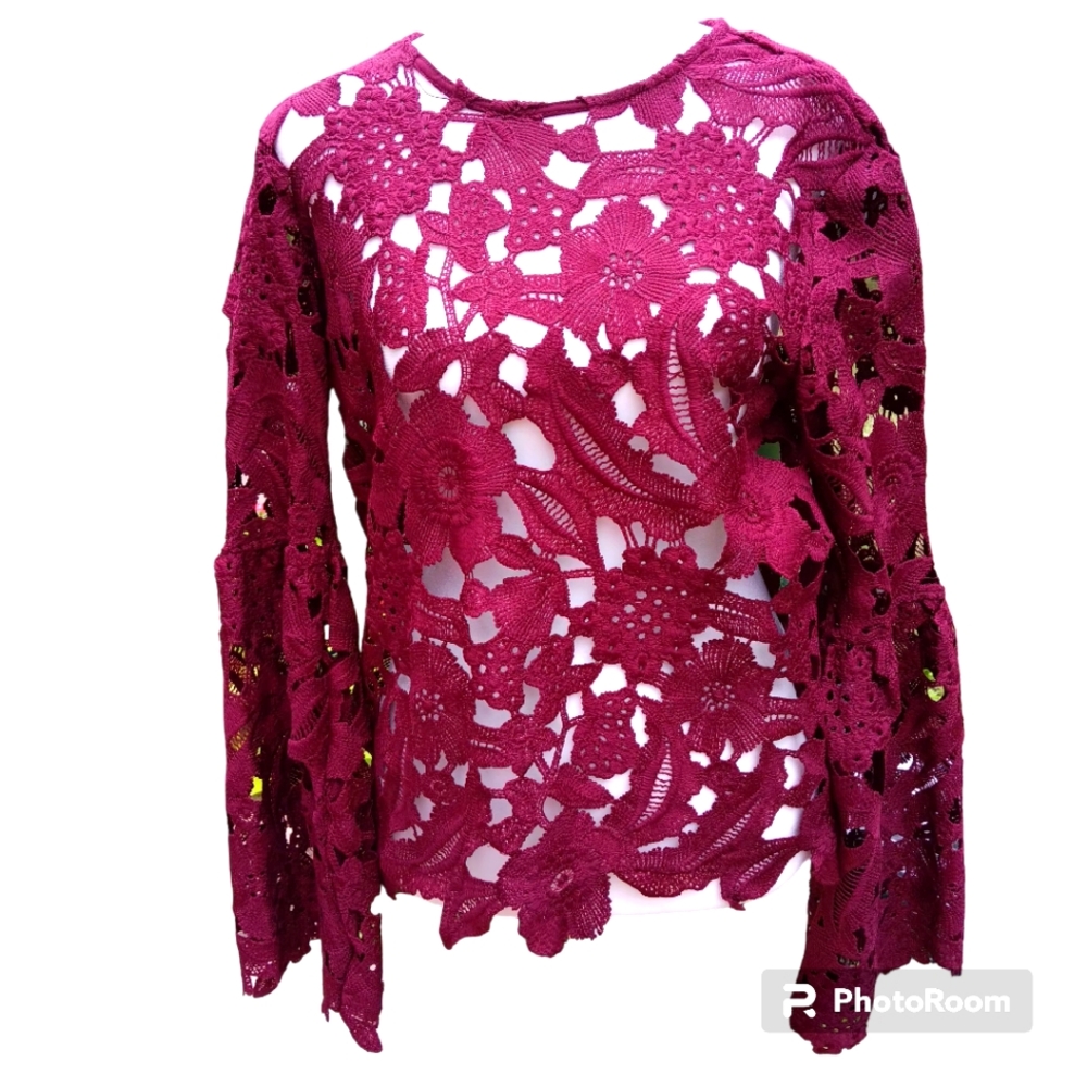 Burgundy vintage lace bell sleeve shirt